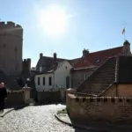 Vue du centre-ville de Niort avec le donjon médiéval